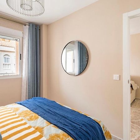 Апартаменты В 4 Мин От Пляжа Torrevieja Exteriör bild
