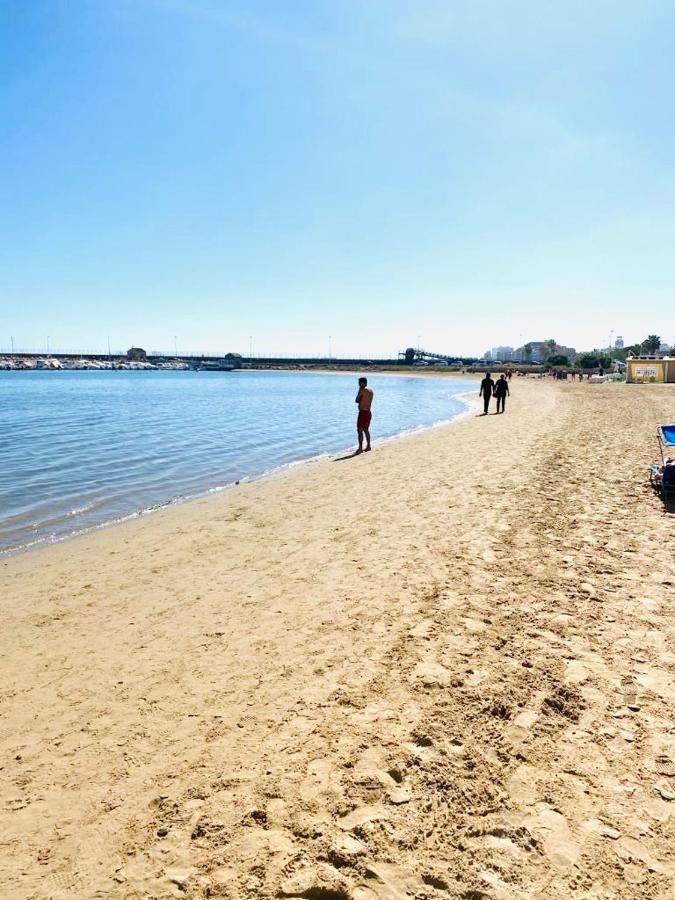 Апартаменты В 4 Мин От Пляжа Torrevieja Exteriör bild