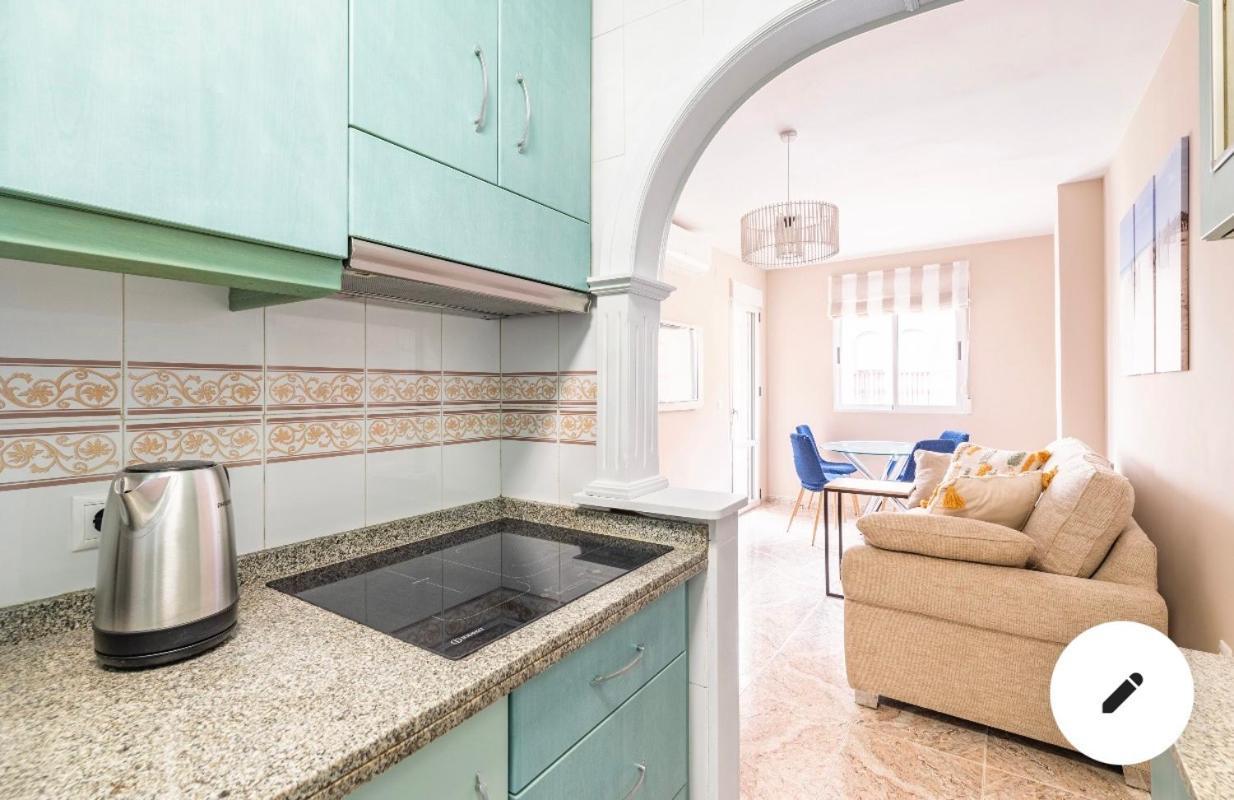 Апартаменты В 4 Мин От Пляжа Torrevieja Exteriör bild